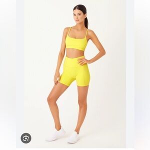 GIGI C Emery Snakeskin Vibrant Yellow Set